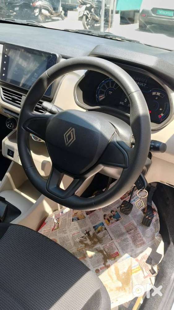Renault Triber, 2025, Petrol