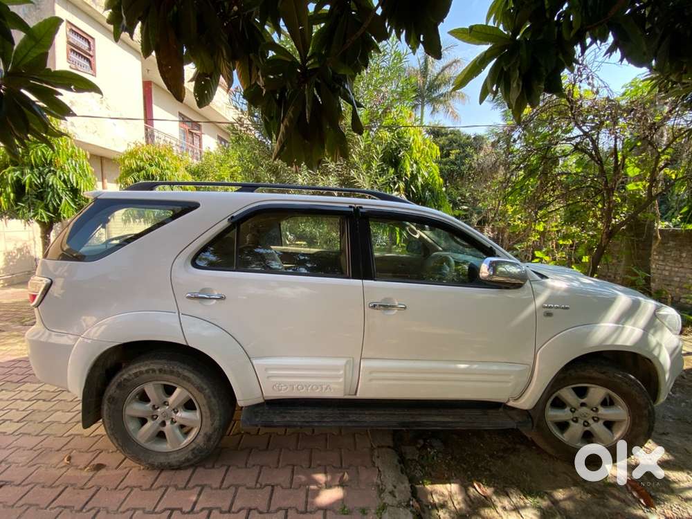 Toyota Fortuner 4x4 Diesel Manual 3ltr