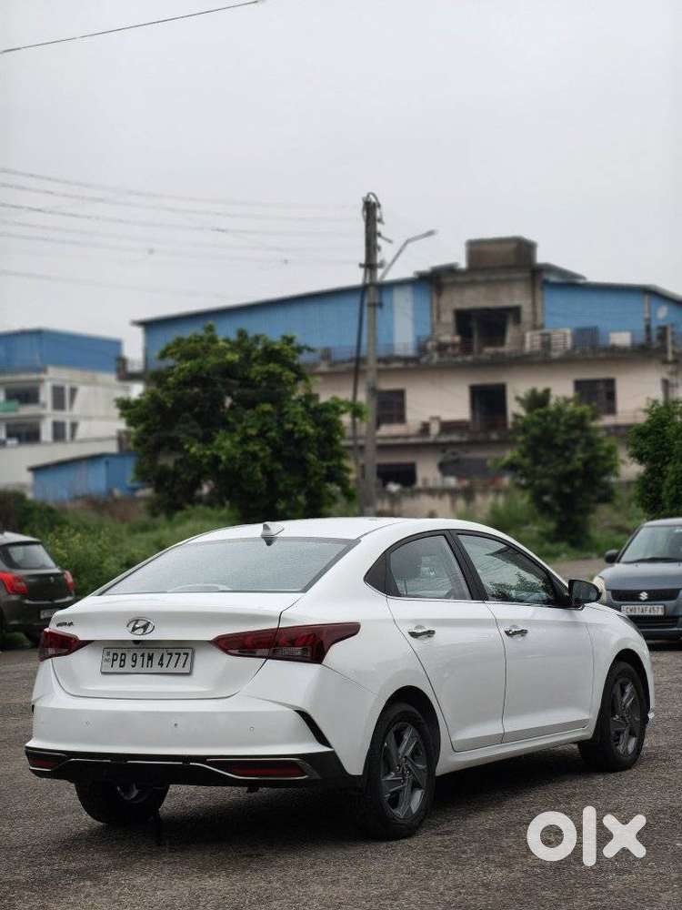 Hyundai Verna Sx 1.5 Petrol Ivt, 2021, Petrol