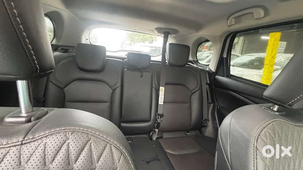 Maruti Suzuki Grand Vitara Alpha+ Strong Hybrid E-cvt August 2025