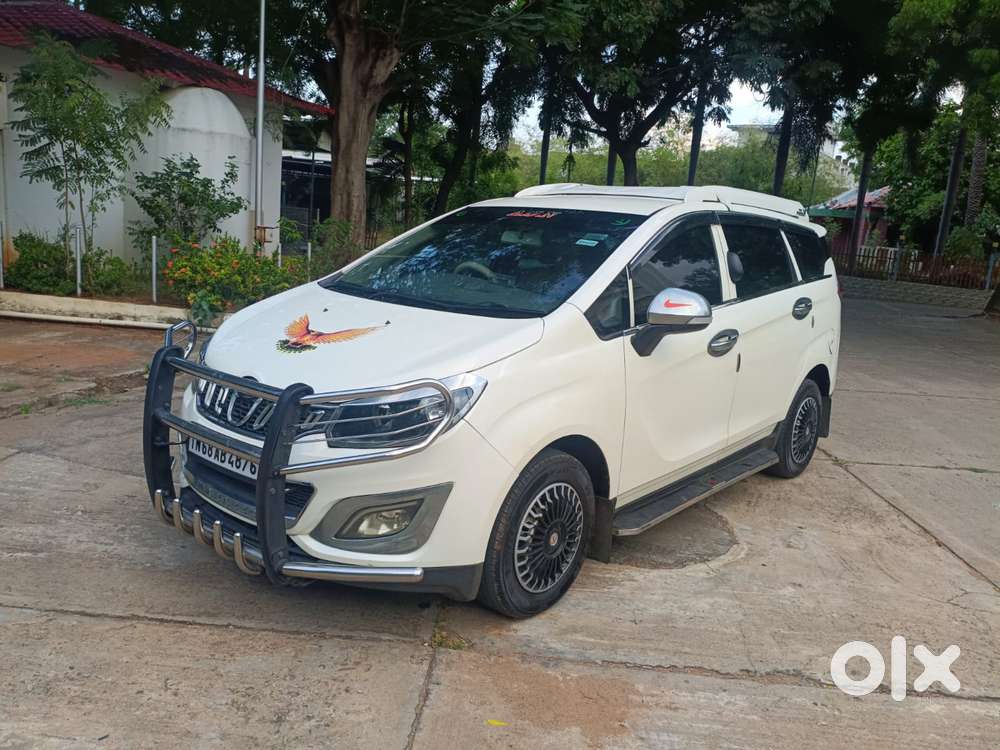 Mahindra Marazzo M2, 2019, Petrol