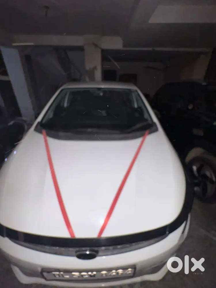 Tata Altroz 2025 Petrol 5000 Km Driven