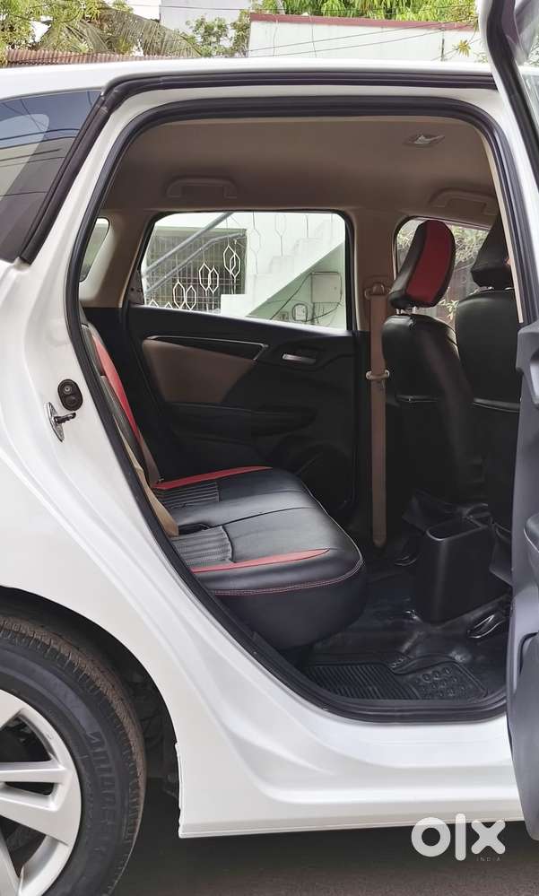 Honda Jazz V Automatic, 2018, Petrol