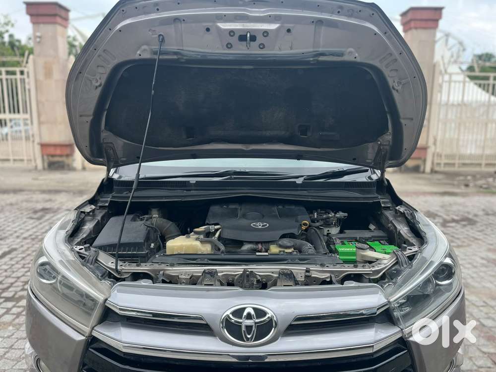 Toyota Innova Crysta 2.8 Z, 2016, Diesel