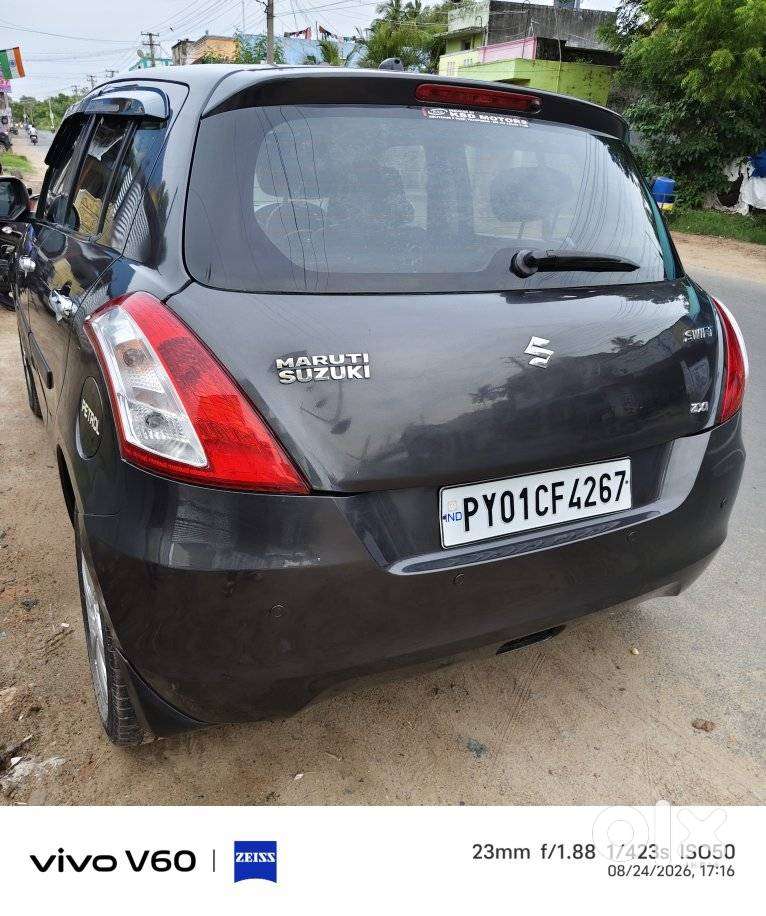 Maruti Suzuki Swift Zxi Bsiv, 2015, Petrol