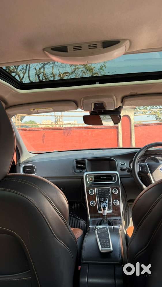 Volvo S60 2017 Diesel Well Maintained