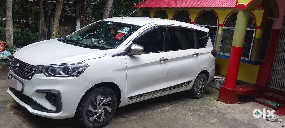Ertiga Smart Hybrid ,lifetime Tax ,showroom Condition