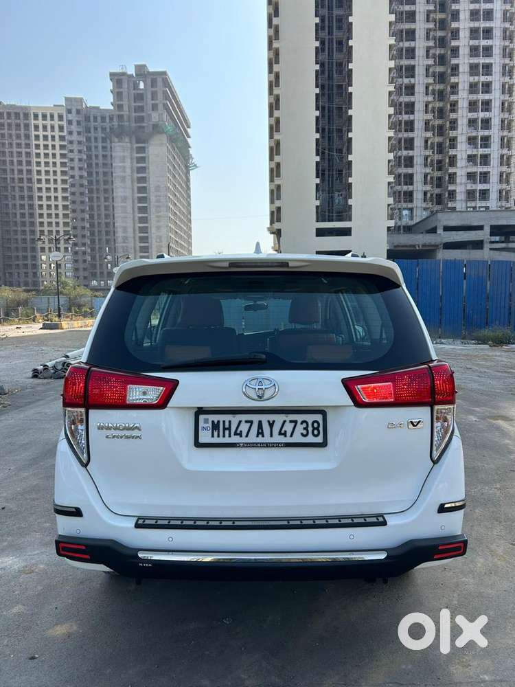 Toyota Innova Crysta 2021 Diesel 35000 Km Driven
