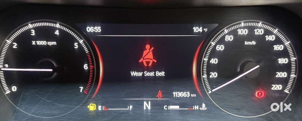 Mahindra Xuv700 2.0 Mx Petrol Mt 5 Str, 2022, Petrol