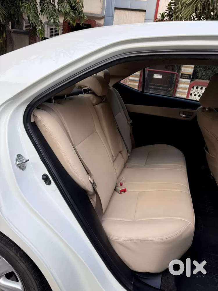 Toyota Corolla Altis 1.8 G, 2016, Petrol