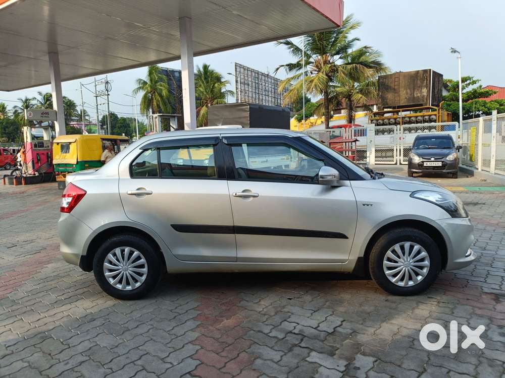 Maruti Suzuki Swift Dzire Amt Vxi, 2015, Petrol