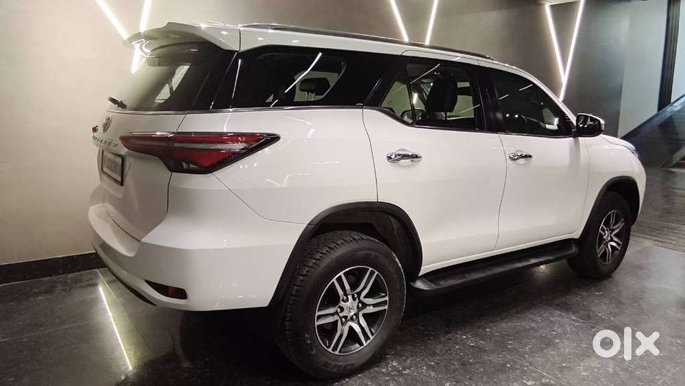 Toyota Fortuner 4x2 At 2.7 Petrol, 2024, Petrol