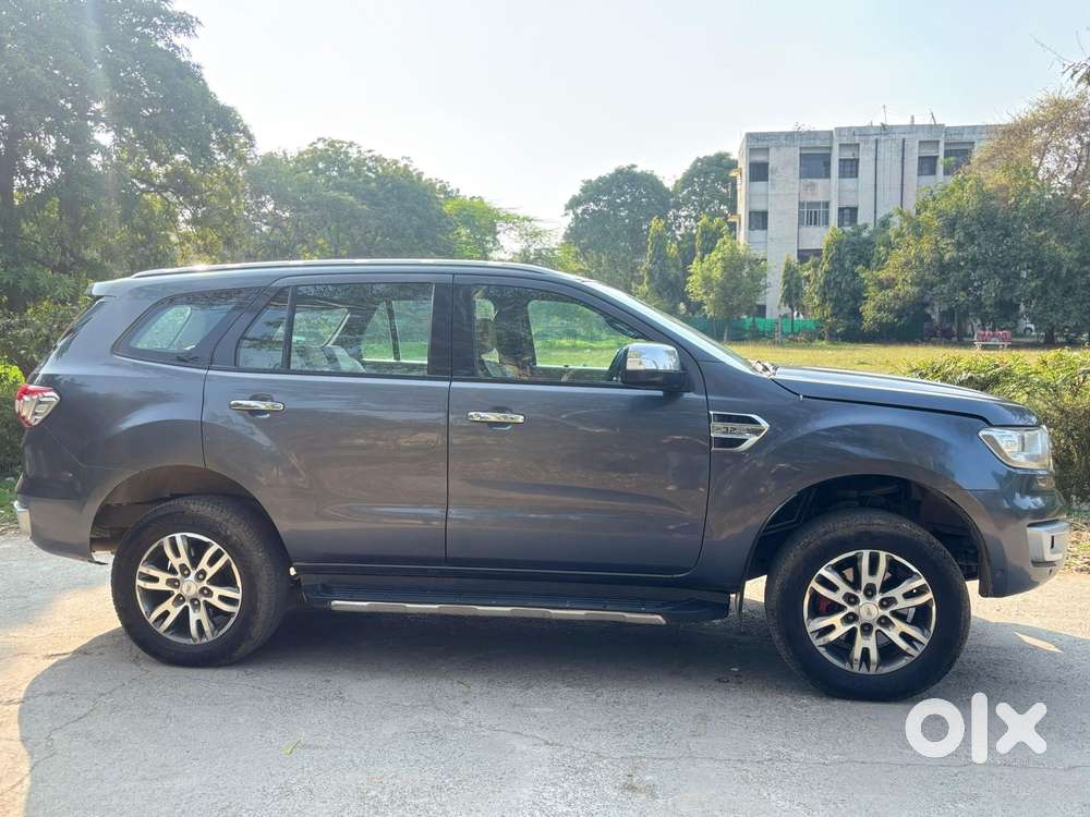 Ford Endeavour 3.2 Titanium 4x4 At, 2016, Diesel