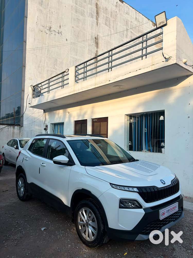 Skoda Kylaq Signature At, 2026, Petrol