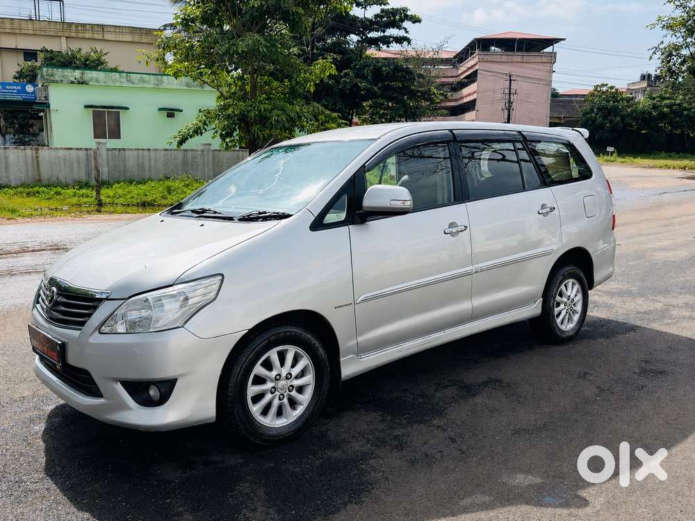 Toyota Innova 2.5 Vx 7 Str Bs-iii, 2012, Diesel