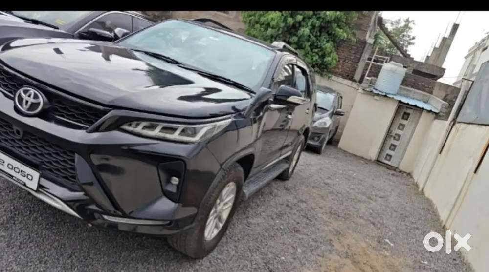Toyota Fortuner 2.8 2013 Diesel 2nd Owner