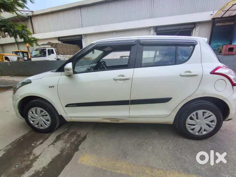 Maruti Suzuki Swift 2015 Petrol 60123 Km Driven