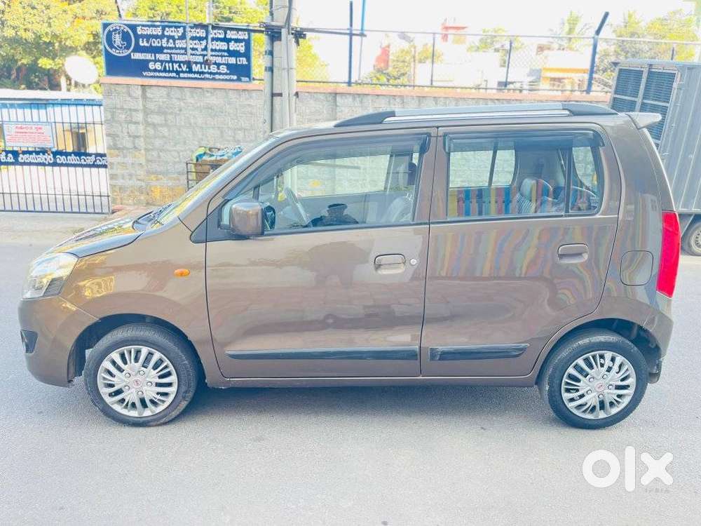 Maruti Suzuki Wagon R Vxi Amt1.2, 2016, Petrol