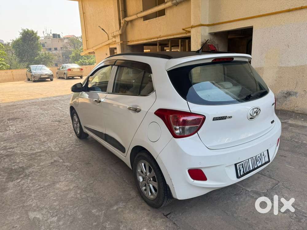 White Hyundai I10 Asta 1.2 Amt