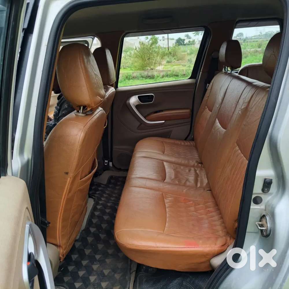 Mahindra Tuv 300 2016