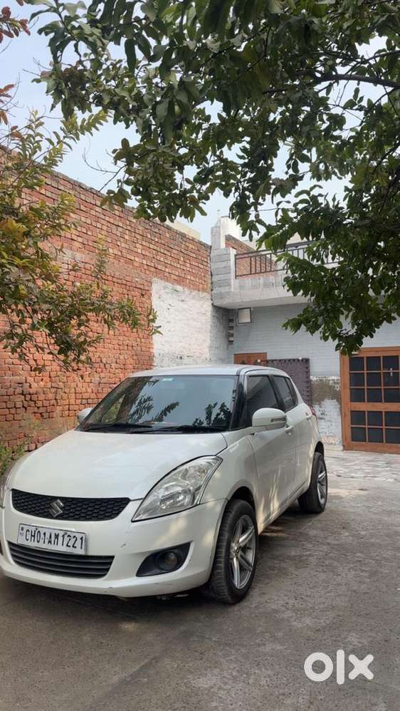 Maruti Suzuki Swift 2012 Diesel 110000 Km Driven