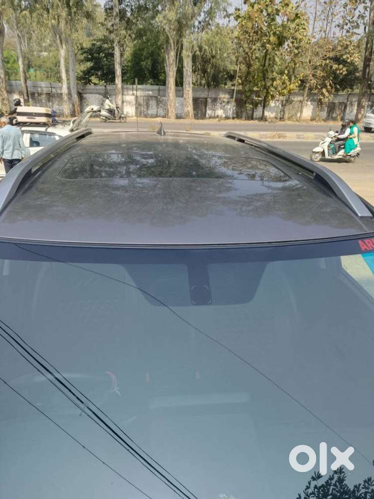 Maruti Suzuki Vitara Brezza 1.5 Zxi, 2024, Petrol