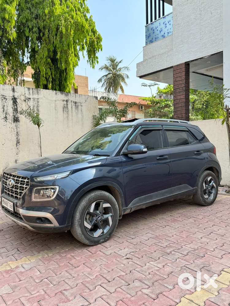 Hyundai Venue 2020 Diesel Well Maintained