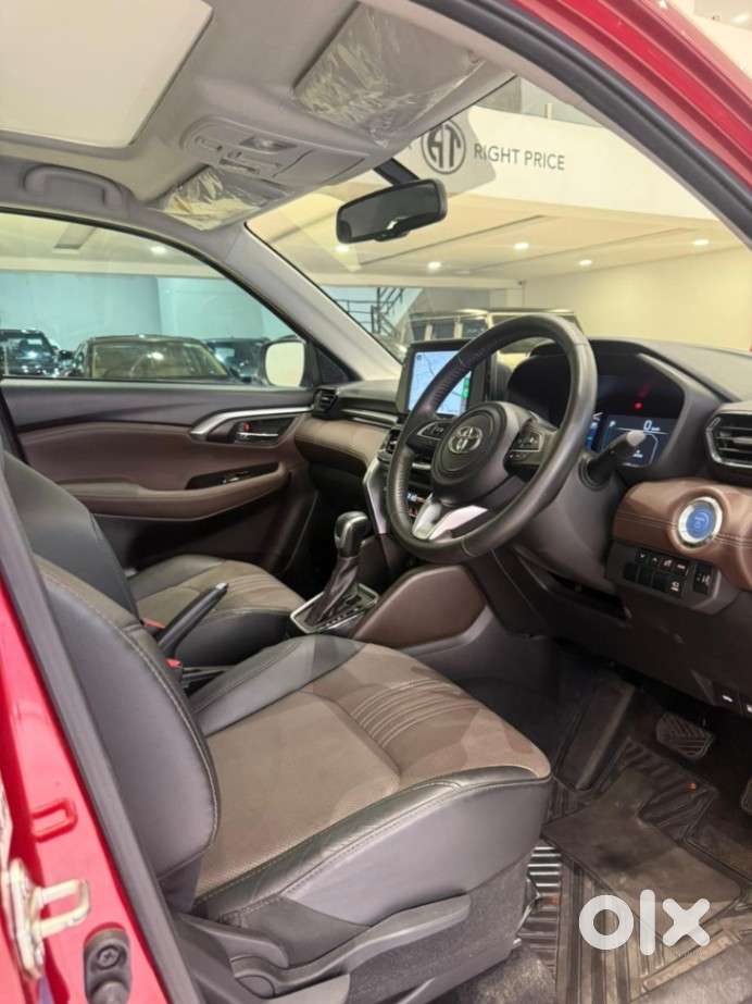 Toyota Urban Cruiser Hyryder 1.5 V Hybrid, 2022, Petrol