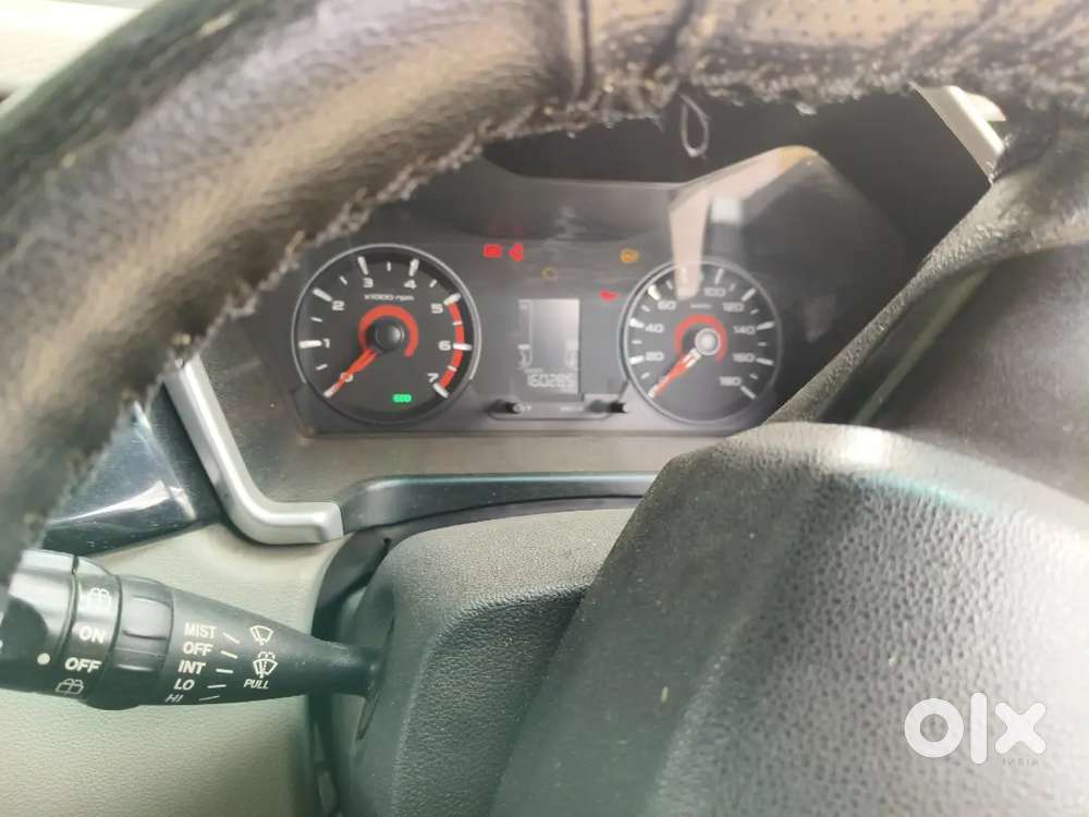 Mahindra Kuv 100 Good Condition Avg 23-25
