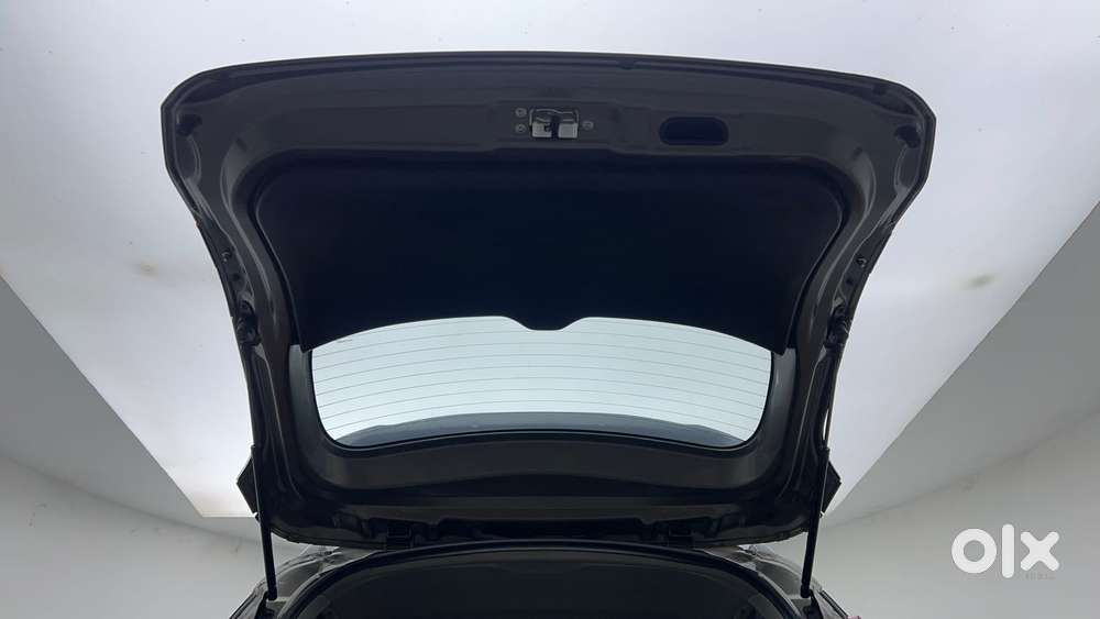 Maruti Suzuki Xl6 1.5 Zeta Mt, 2021, Petrol