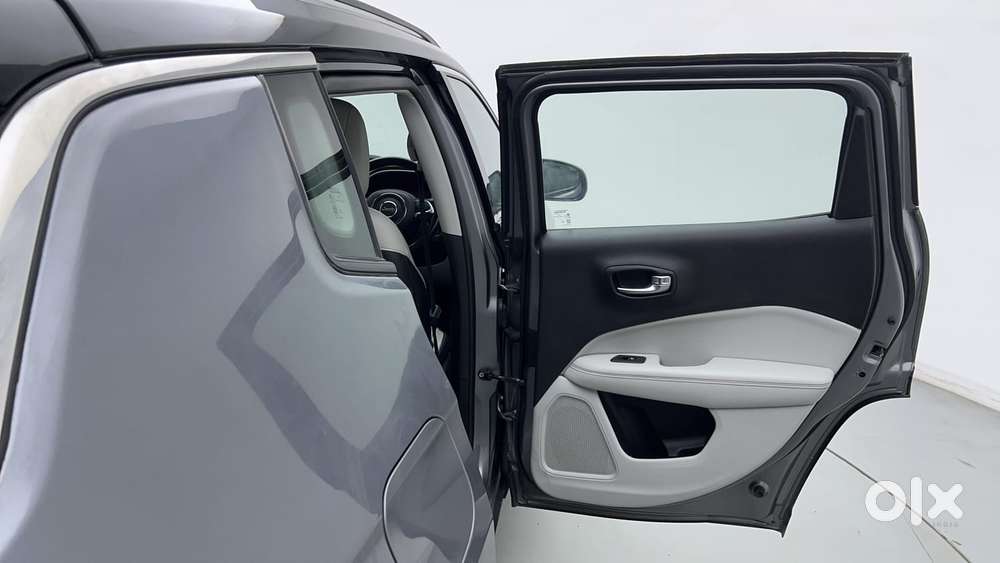 Jeep Compass 2.0 Limited Plus 4x4, 2019, Petrol