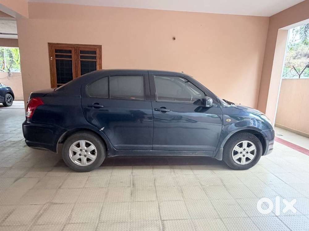 2009 Dezire Excellent Condition In Kothapet  Price Bit Negotiable