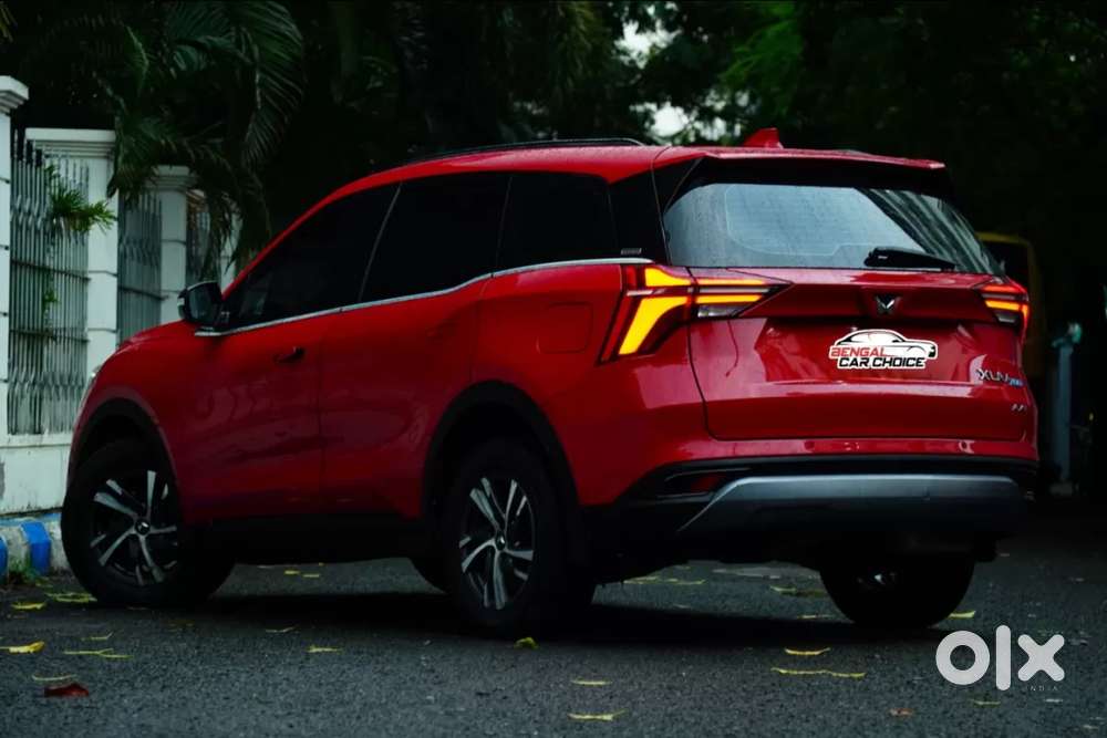 Mahindra Xuv700 2.0 Ax 5 Petrol At Str, 2022, Petrol