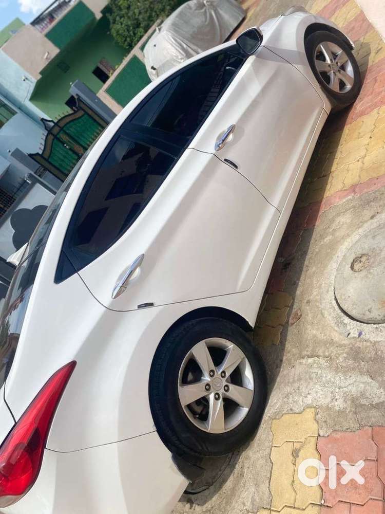 Hyundai Elantra Diesel 2013