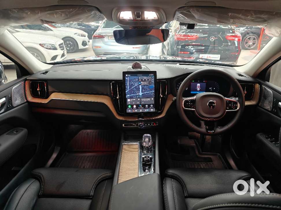 Volvo Xc60 2.0 B5 Ultimate, 2025, Petrol