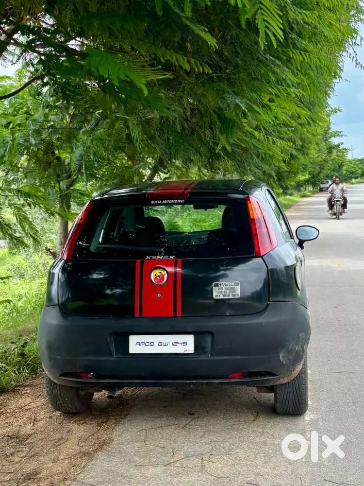 Fiat Grande Punto 2009 Diesel 137000 Km Driven