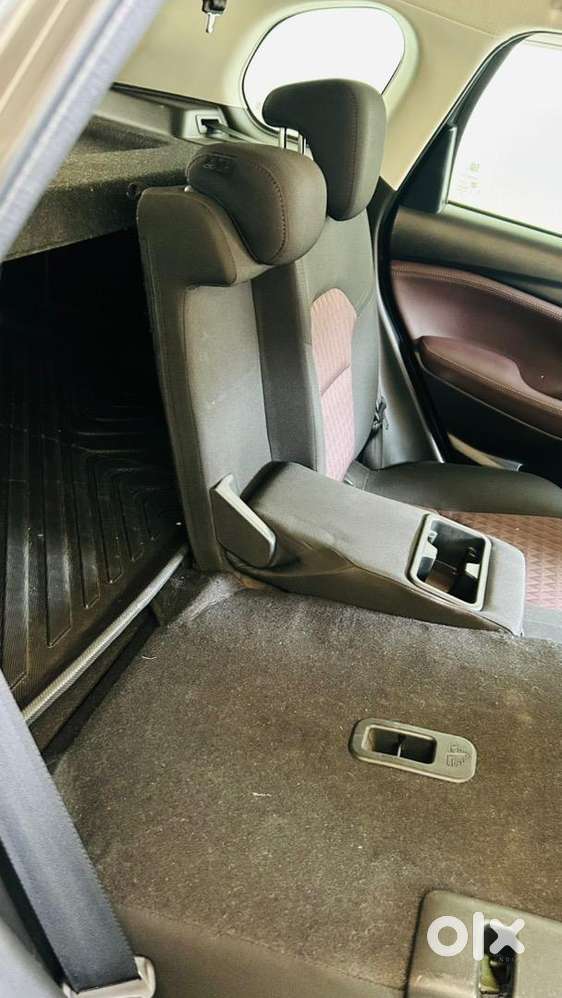 Maruti Suzuki Grand Vitara 2022 Petrol Well Maintained