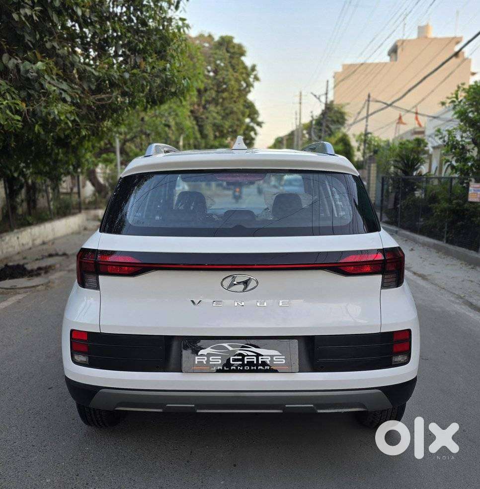 Hyundai Venue S 1.2 Petrol, 2024, Petrol