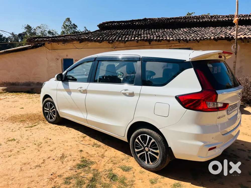 Ertiga Dedh Saal Purana Hai Price 10 Lakh H Arjent Hai