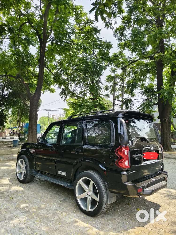 Well Maintained 
22 Inch Fresh Alloy 
Fully Modified 
Scretch Less
