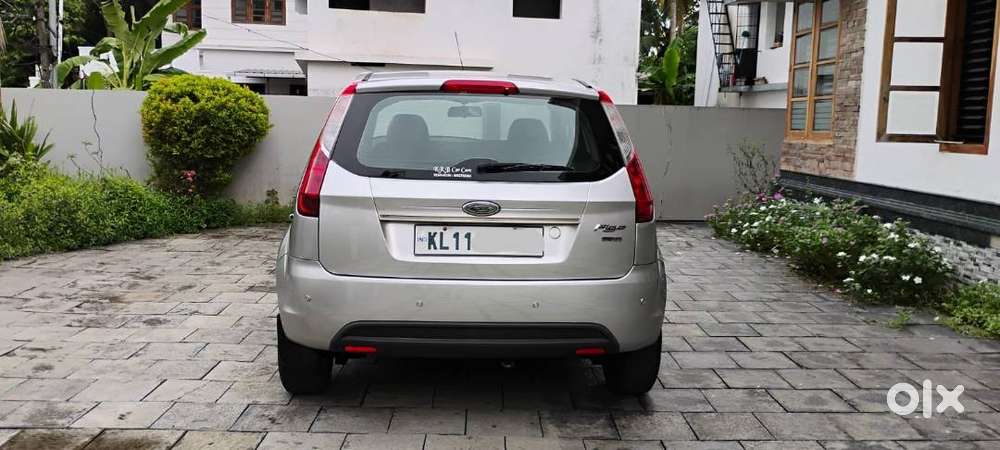 Ford Figo Titanium Diesel 2010