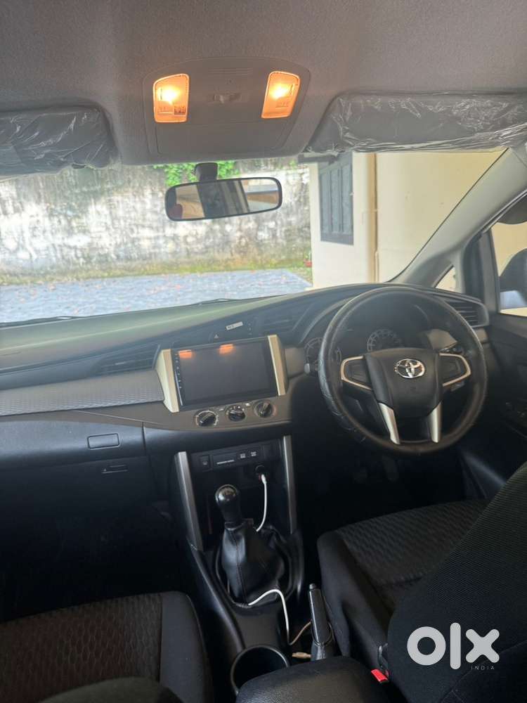 Toyota Innova Crysta 2017