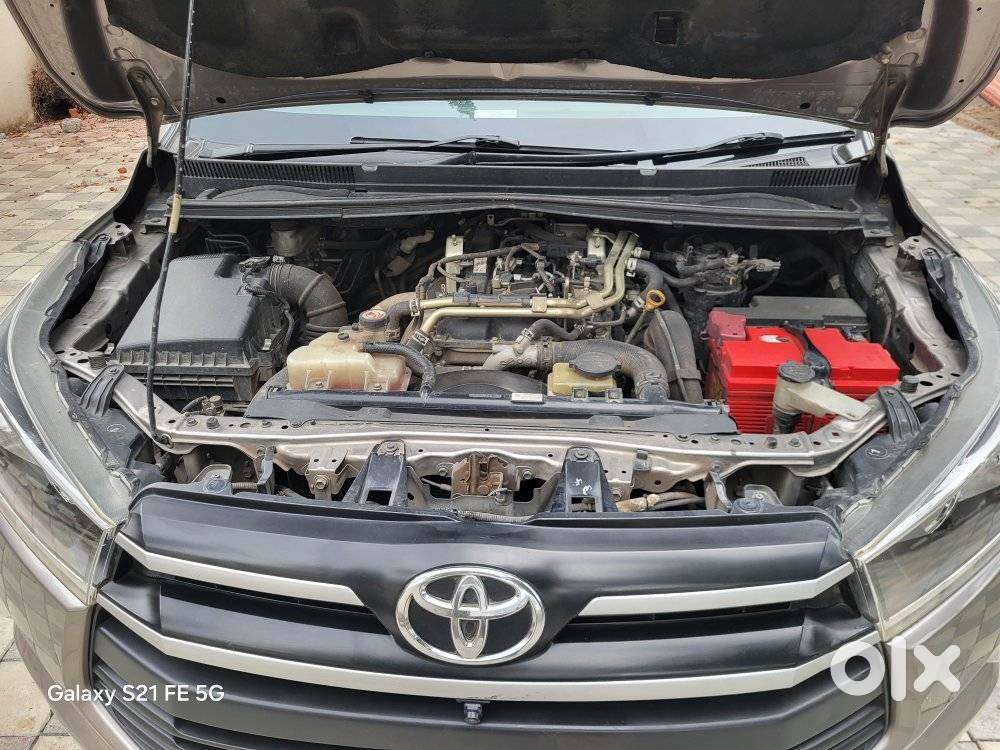 Toyota Innova Crysta 2.4 G Plus Mt 8 Str, 2019, Diesel
