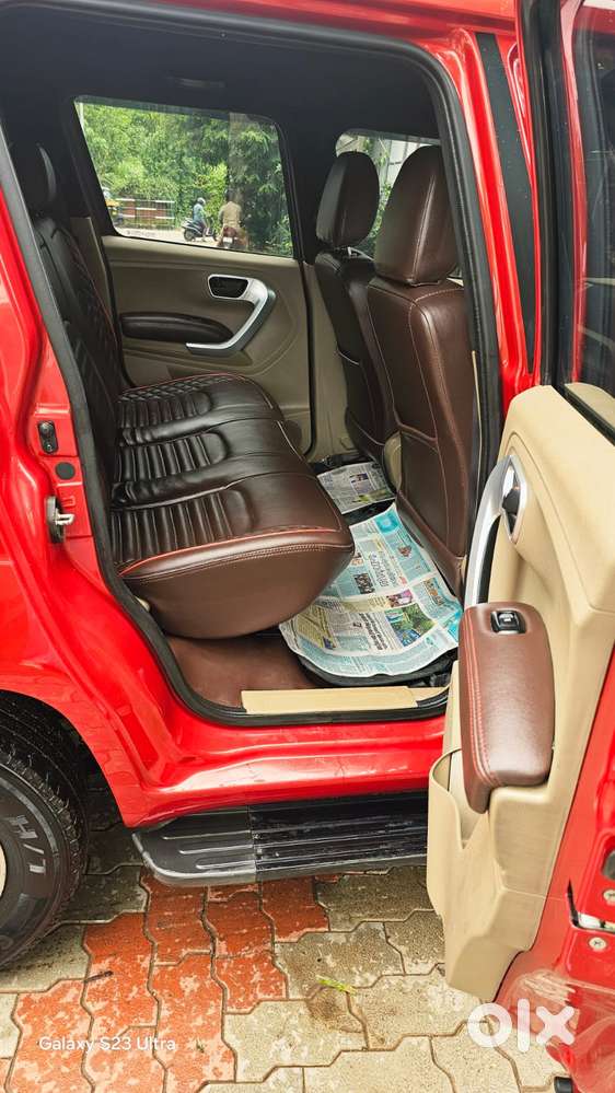 Mahindra Tuv 300 Mhawk100 T8, 2016, Diesel