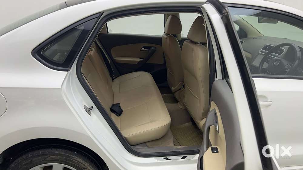 Volkswagen Vento Petrol Highline, 2015, Petrol