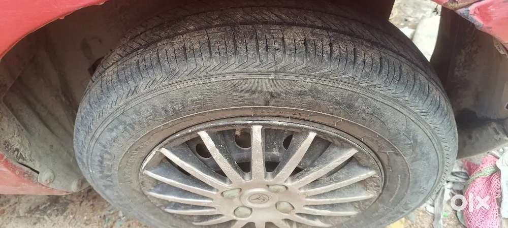 Maruti Suzuki Swift Vdi 2013 Diesel Brand New Tyres And Battery