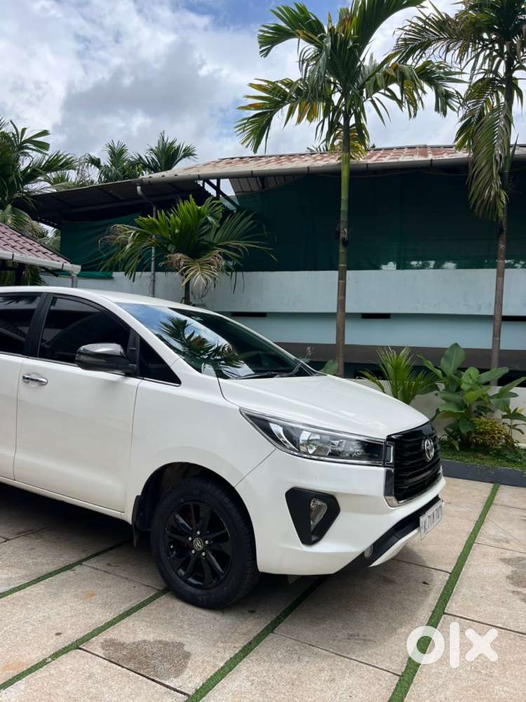 Toyota Innova Crysta 2016-2017 Diesel