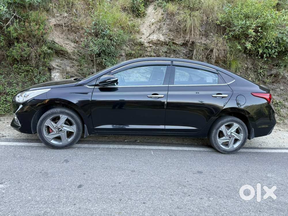 Hyundai Venue Petrol 2019