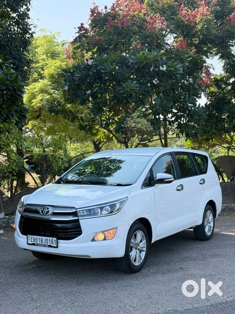 Toyota Innova Crysta 2.8 Zx At, 2016, Diesel
