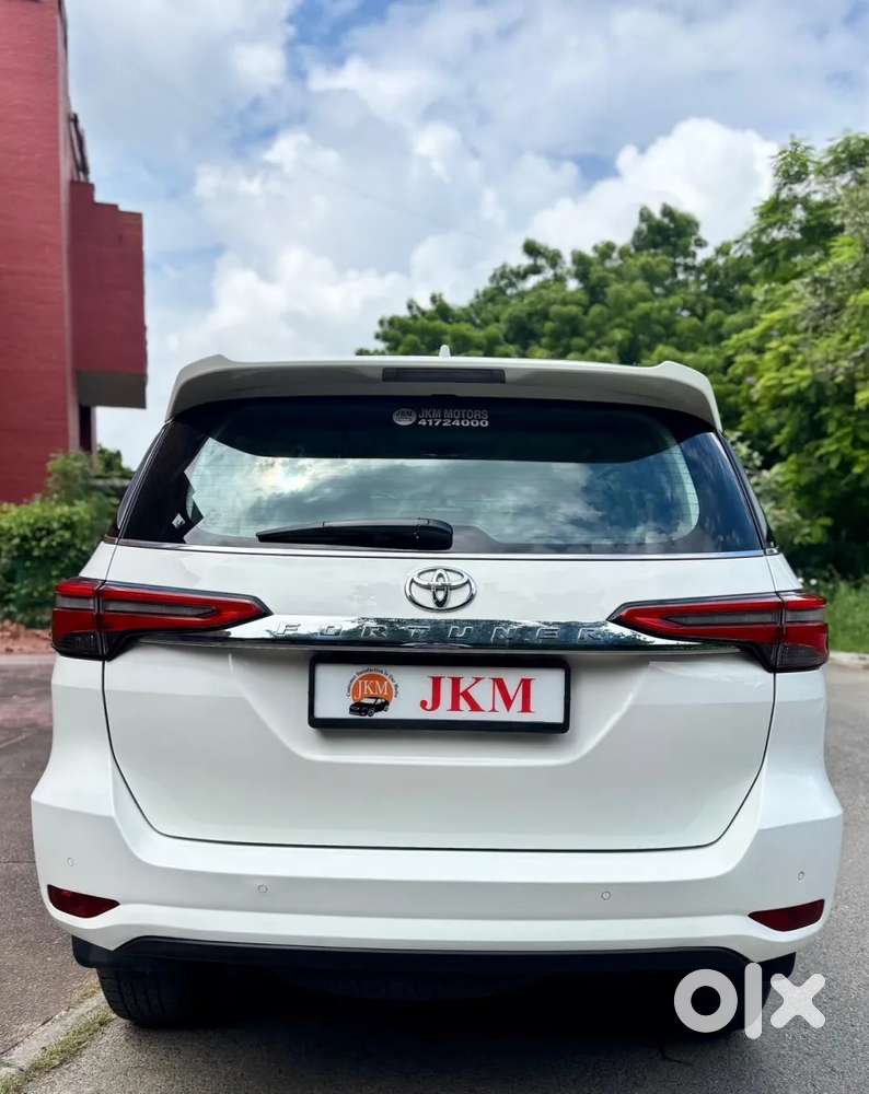 Toyota Fortuner 4x2 At 2.7 Petrol, 2024, Petrol